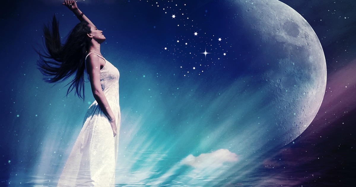 woman-fairy-moon-stars-astronomy-3084129.jpg
